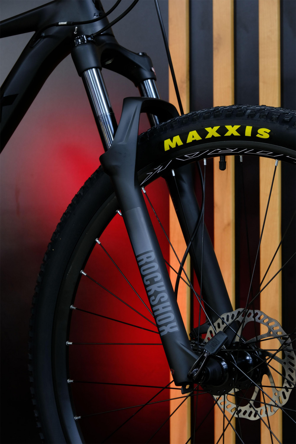 LORAK Sel 9910 Матовый Красный/Чёрный рама 21 (на рост 183-190)